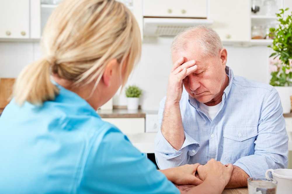 Alzheimer's - causes, symptoms and therapy