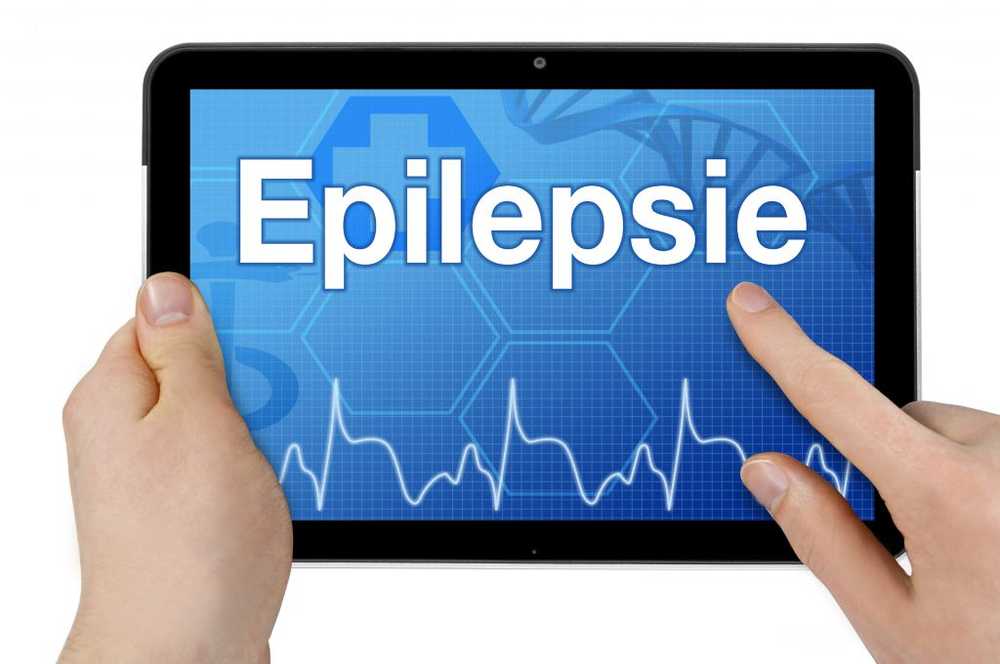 In case of epileptic seizure, call an emergency doctor after five minutes