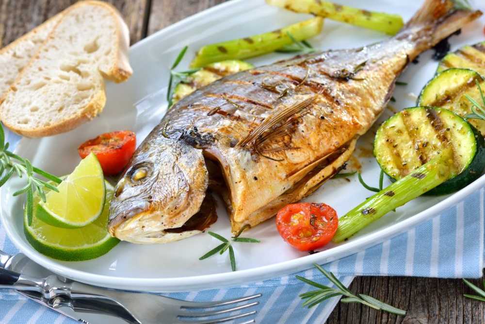 In the case of women, a Mediterranean diet causes a 22 percent reduction in the risk of stroke