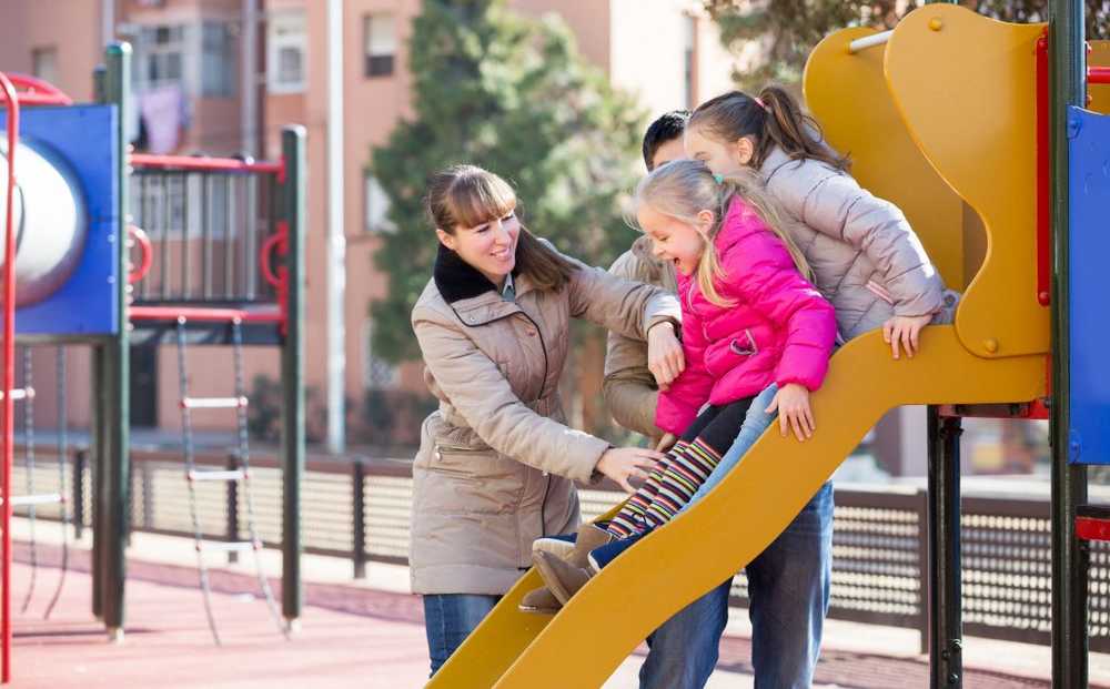 Uitglijden met kinderen op de schoot resulteert vaak in ernstig letsel / Gezondheid nieuws