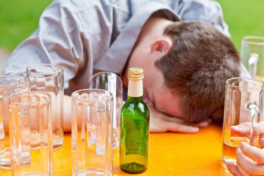 Onderzoek Waarom alcohol mensen sneller verslaafd maakt / Gezondheid nieuws