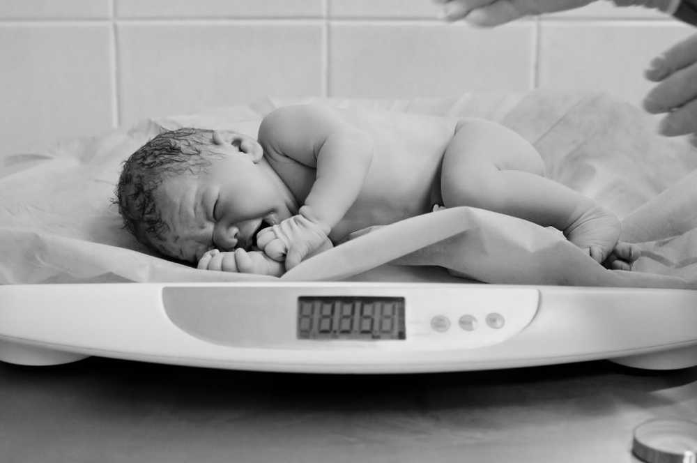 Peso alla nascita dei bambini tedeschi di circa 500 grammi in più rispetto al neonato indiano / Notizie di salute