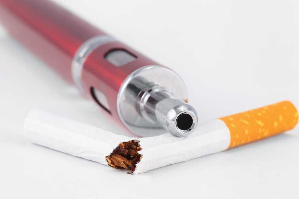 Healthier alternative e-cigarette use could prevent millions of deaths / Health News