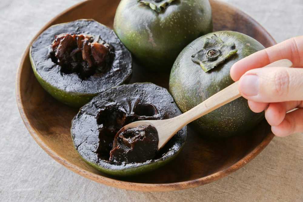 Healthy Chocolate Alternative Dark Sapote tastes like real chocolate cream / Health News