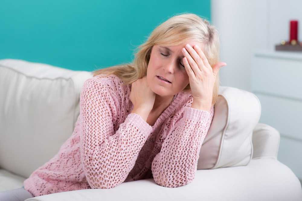 Hot flashes - causes, treatment and self-help