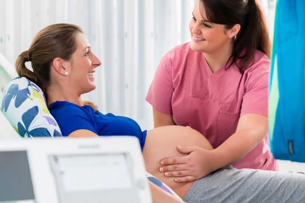 Pediatricians and gynecologists warn of acute midwifery shortage / Health News