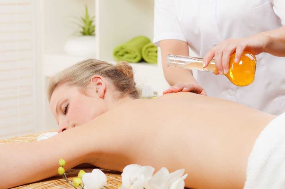 Oil massage - variants and applications / Naturopathy