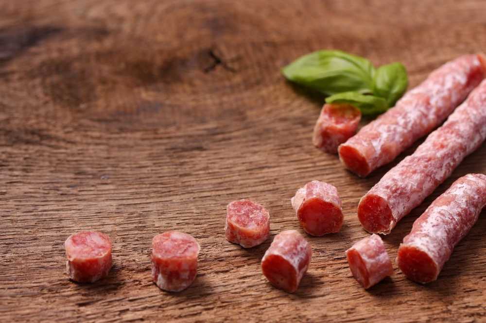 Mogelijk letsel tijdens het eten. Grote salami-recall / Gezondheid nieuws