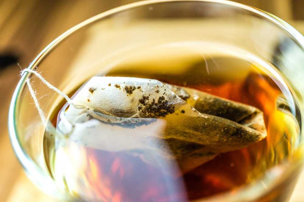 New Study Daily a cup of tea can reduce the heart attack risk