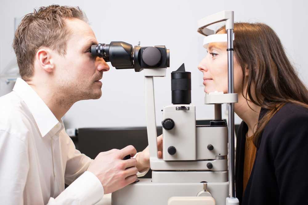 New eye test at the optician could detect early signs of dementia / Health News