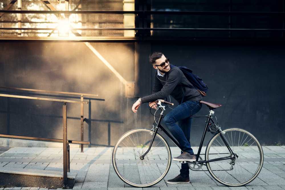 Fietsen naar het werk vermindert het risico op kanker en hartaandoeningen enorm / Gezondheid nieuws