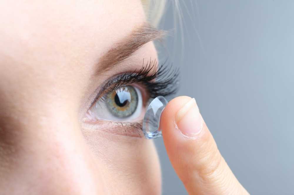 Doctors find in OP for decades in the eyelid encapsulated contact lens / Health News