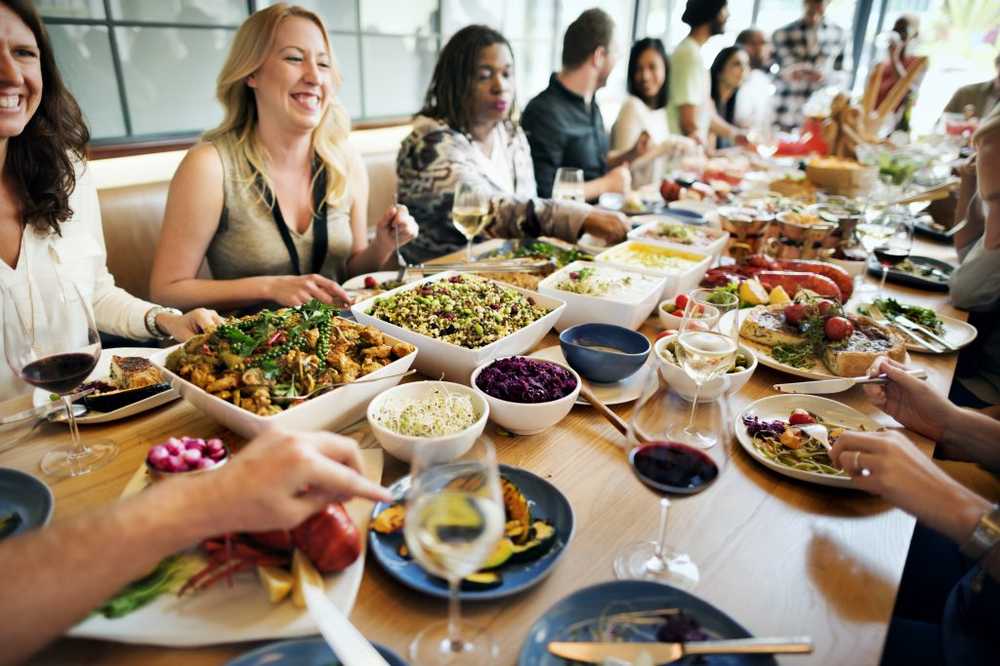 Métabolisme Les repas ultérieurs entraînent-ils un excès de poids? / Nouvelles sur la santé