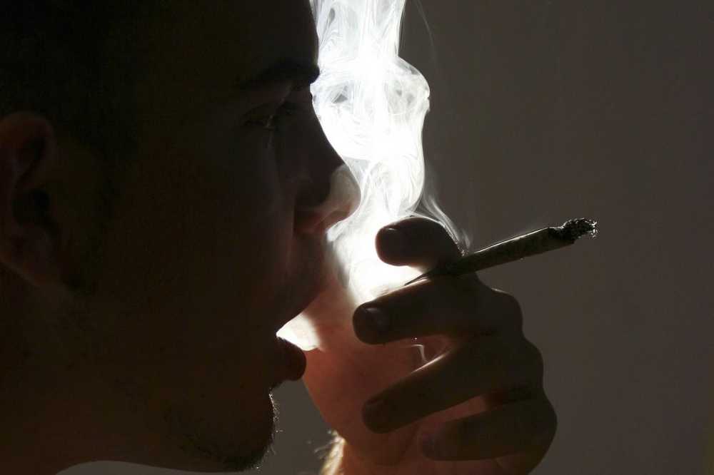 Study cannabis do not smoke a trigger but result of schizophrenia?