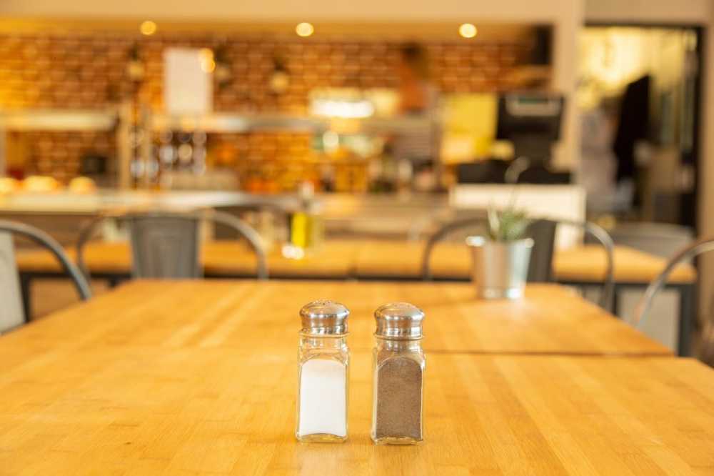 Hvorfor du bør bedre holde hendene av pepper shaker i restauranten / Helse Nyheter