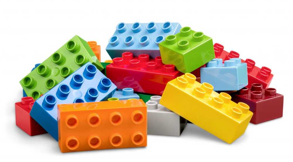 Valuable Christmas presents Building blocks are good for the child development / Health News