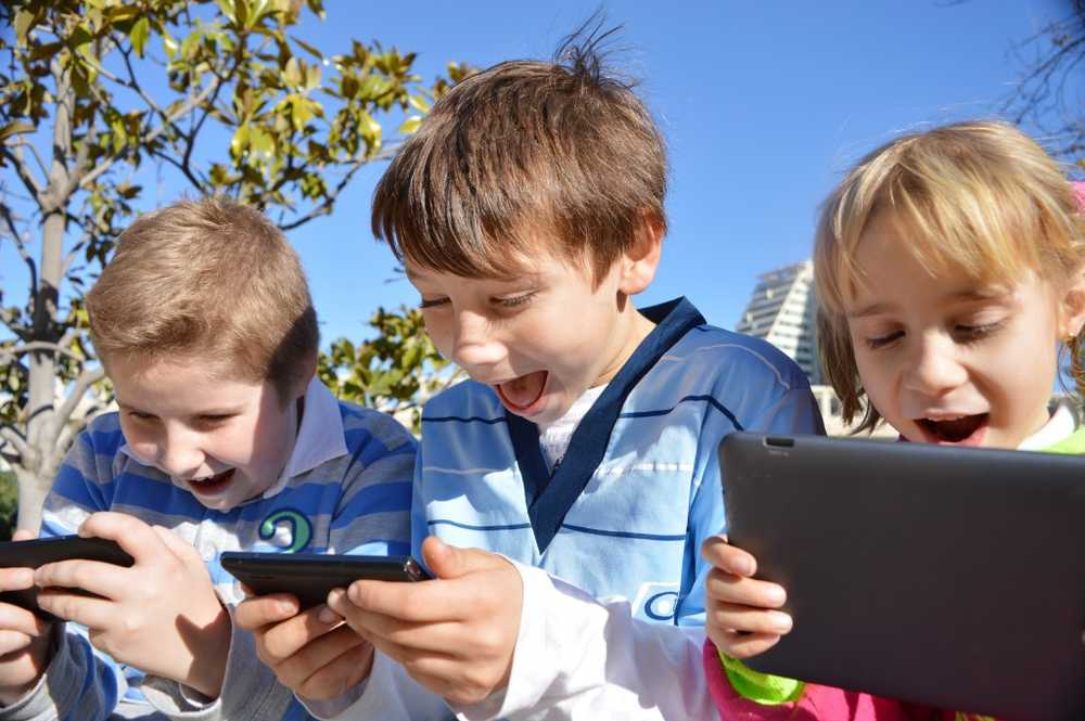 Science How long can children spend a maximum of time in front of the screen?