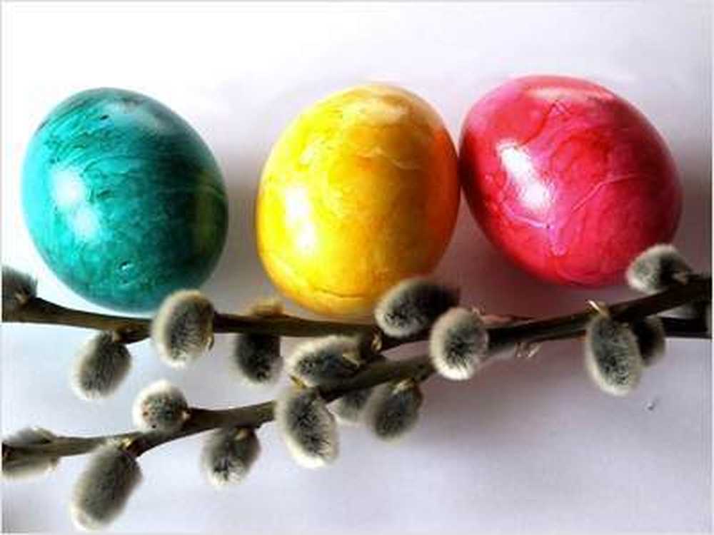 Colorful easter eggs. Beautiful self coloring / Health News