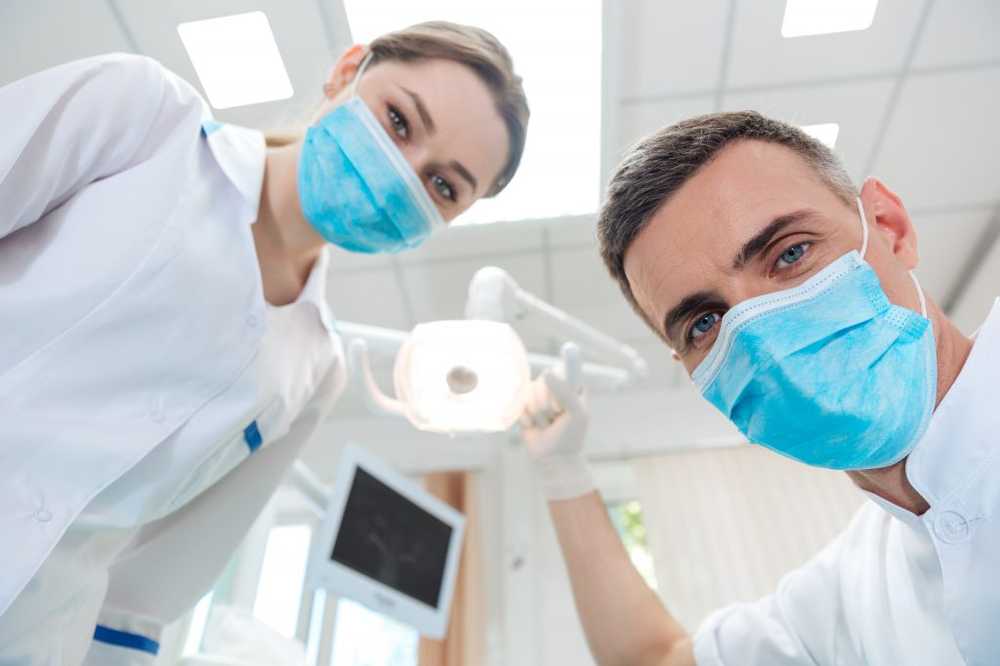 Drammatico bambino muore al trattamento del dentista / Notizie di salute