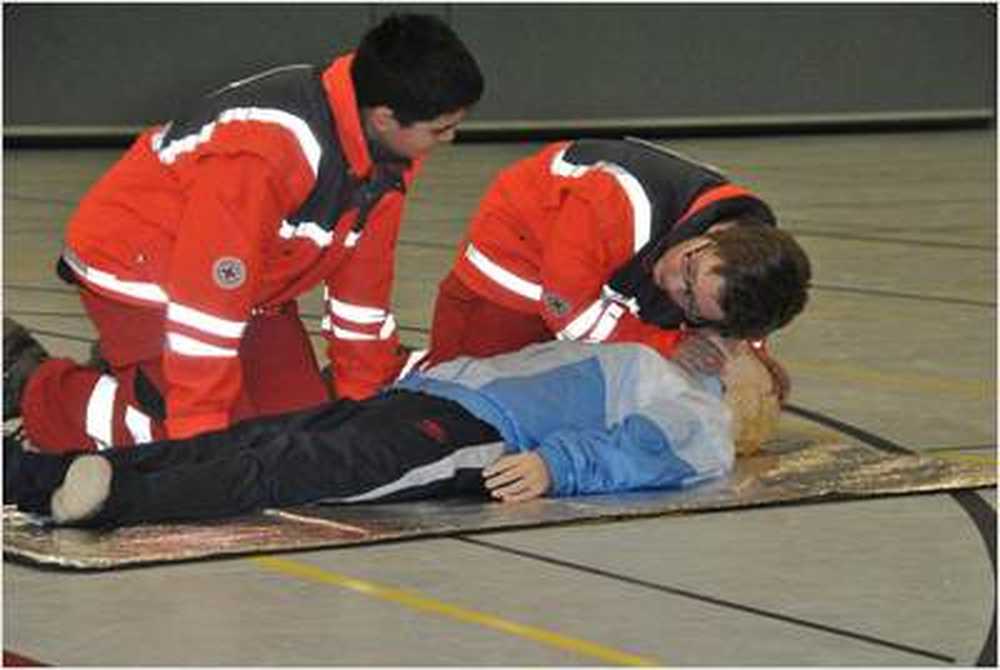 First Aid Cardiac arrest counts every minute / Health News