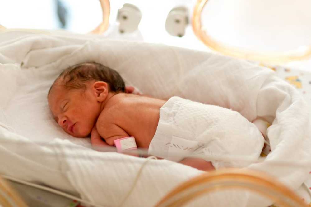 Preemies often have lower incomes later in life / Health News