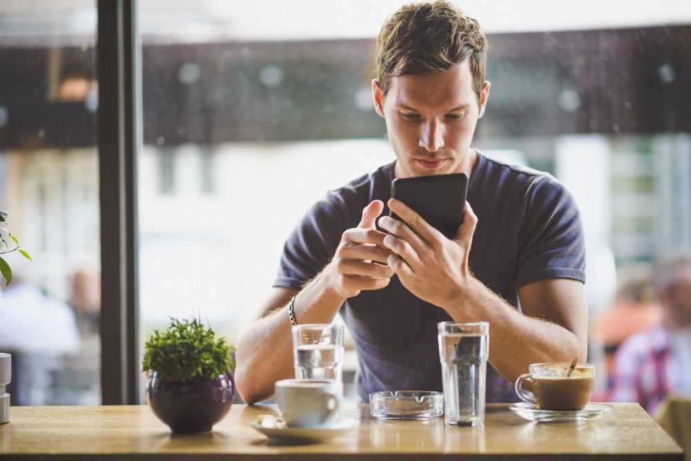 Santé De plus en plus myope en raison de l'utilisation constante des smartphones / Nouvelles sur la santé