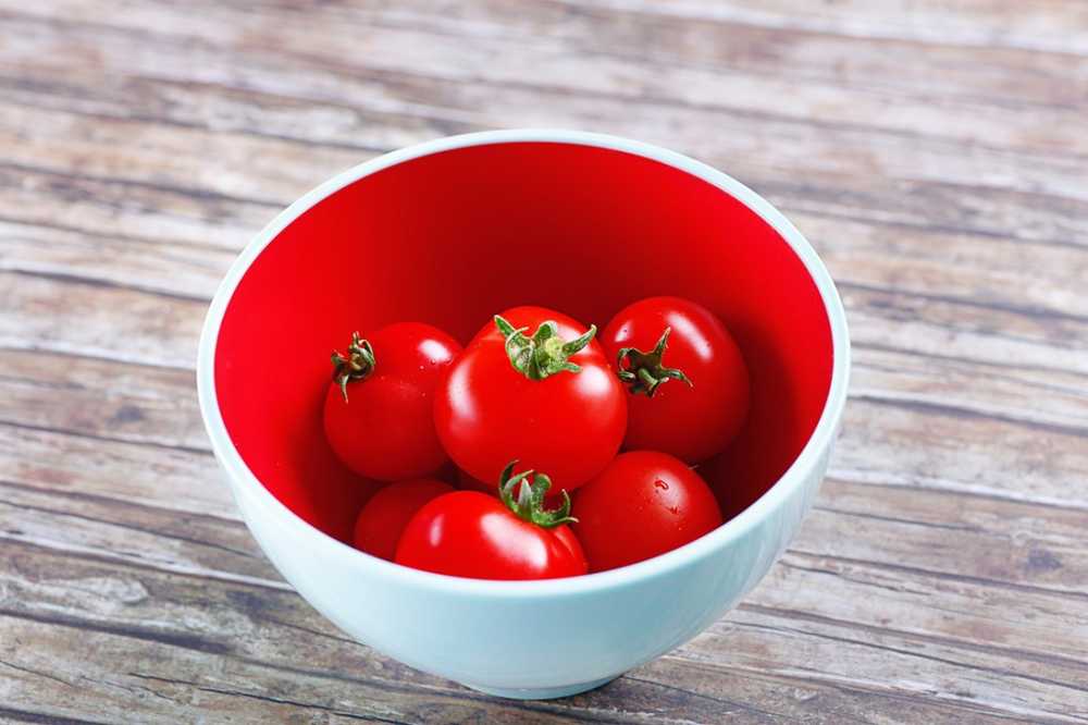 Merk Er tomatens grønne stilk virkelig kreftfremkallende? / Helse Nyheter