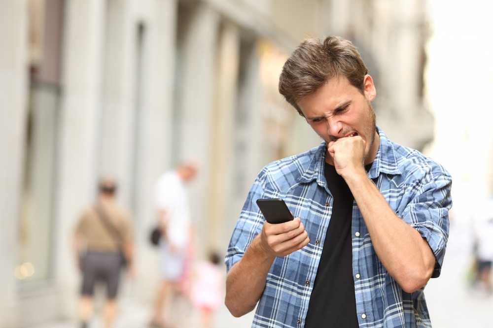 Gli smartphone Homo Digitalis promuovono Digital Burnout / Notizie di salute