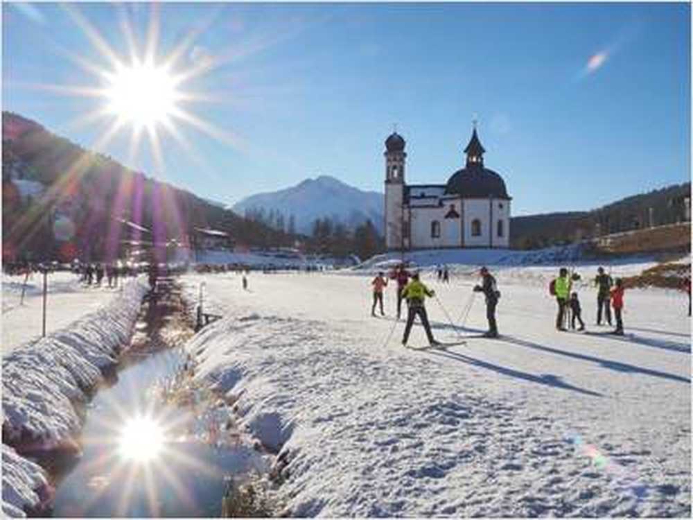 Por día 330 deportistas de invierno en clínicas. / Noticias de salud