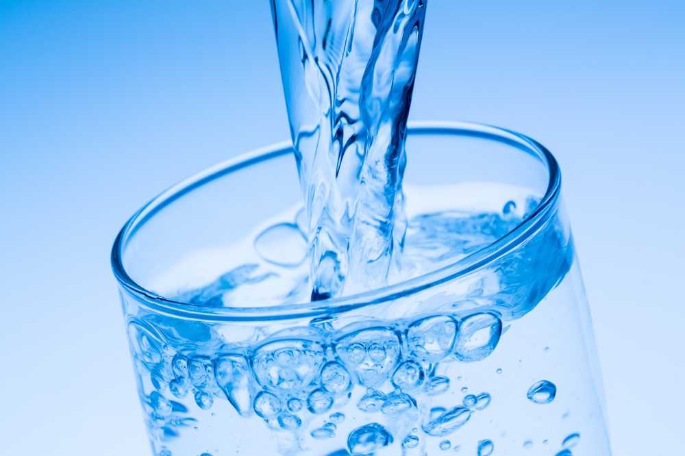 Heartburn healing water with hydrogen carbonate against sore throat / Health News