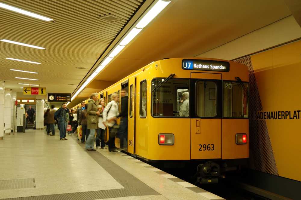 Études sur la protection contre les infections Des chercheurs étudient des microorganismes dans le métro / Nouvelles sur la santé