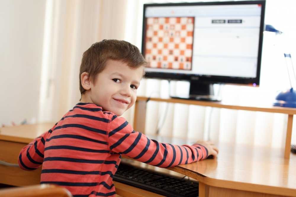 Tips for Parents When your child plays computer every day / Health News