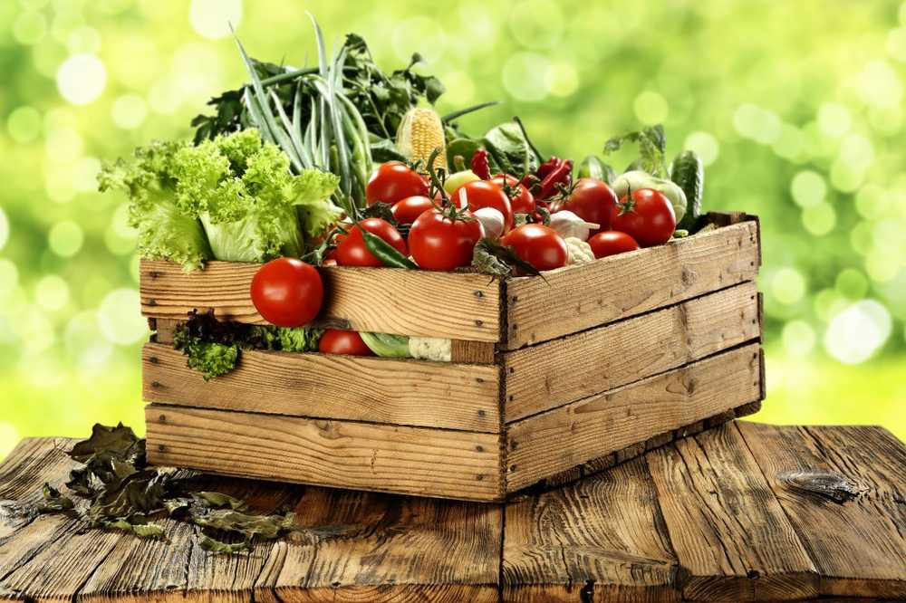 Non conservare i pomodori troppo vicino ad altri frutti e verdure / Notizie di salute